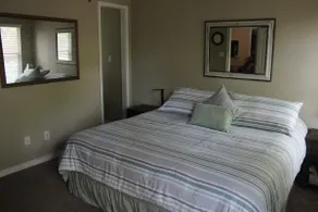 Beautiful and award-winning house in Belton-Self Check In - Image 2