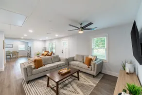 Charming Modern Cozy Home! - Image 2