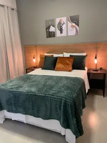 2-bedroom house, garage, pets, near airport - Image 4