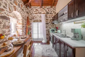 Stirida Stone House - Image 5