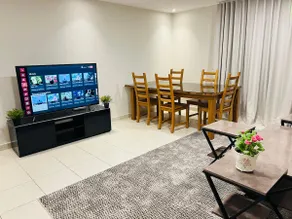 AL HUWAILAT DELUXE APPARTMENT - Image 2