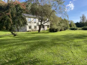 House near the sea with a rural location - Image 4