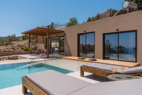 Amberoza II- Sunlit Retreat 180° Seaview by etouri - Image 4