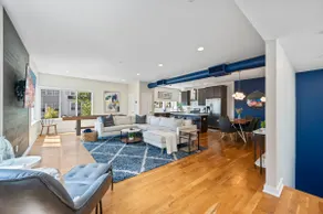 Natural Light~ Walk&Bike~ Fun Area ~13 mins to DT! - Image 3
