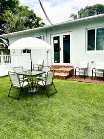 Tropical oasis 1 bed 1 bath - Image 5