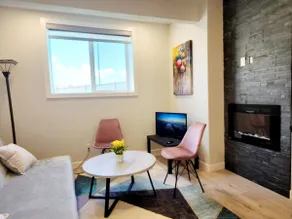 Luxury Cozy Basement Suite, Netflix, Disney, Prime - Image 2