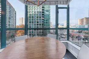 Central Downtown - 3 Bedroom, 2 Bathroom⁵ - Image 2