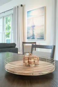 Family-Friendly Townhouse in Wakefield with Garage - Image 4