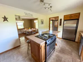 Cozy Oaks Family Getaway - Image 3