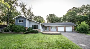 Spring Lake Paradise Pool Home w/Sauna, Cable, Bar - Image 3