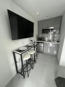 Luxury Loft - Image 4