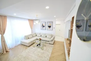 FLH - SIBIU - The Evolution LUXURY Apt - 2 Bedrooms, 1 Livingroom, 2BA with 3 ACs Units and Panoramic view - Sleeps 6 - Shopping City Mall - Image 5