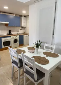 Geräumige Wohnung neben dem Pilar - Image 4