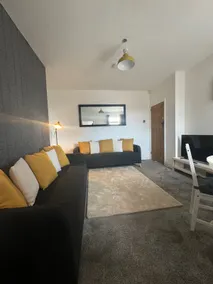 Simonside Apartment - Image 2