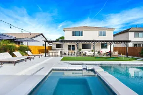 Emerald Bay w/ Pool, Golf, & Game room/Sleeps 26 - Image 4