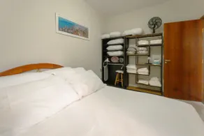 Comfort and Leisure House - OP165A - Image 4