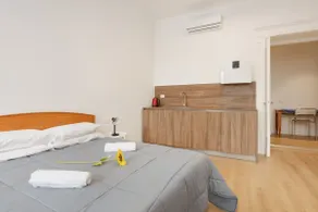 Luxury Studio in the Center of Trieste - Snapstay - Image 3