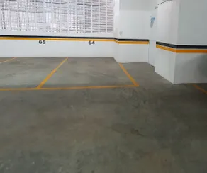 #16 - Beautiful and quiet, with garage, close to restaurants - Image 2