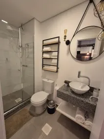 #16 - Beautiful and quiet, with garage, close to restaurants - Image 4