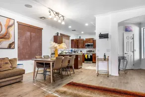 Sleeps 8: South Mtn home near airport and venues! - Image 4