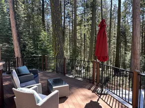 Fall Foliage Getaway • Cozy Cabin Retreat - Image 3