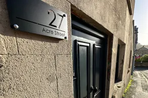 Elegant town house in Stroud - Image 2