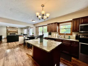 Beautiful home in West Chester - Image 3