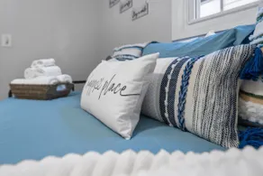 Charming City Retreat - Image 2