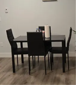 2 bedroom suite in a lovely home - Image 4