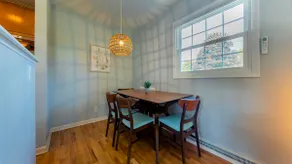 Mid-Century Upper 1bd Apartment - Image 5