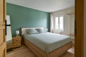 Cottage between land and sea - Image 2