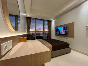 Gold Coast PIK | Japandi Sunset Modern Living - Image 4