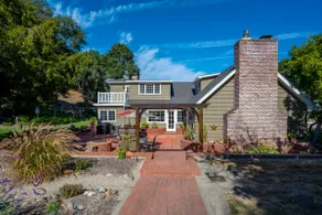 Secluded Wine Country Farmhouse - Image 3