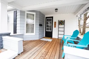 Hidden gem - Home away from Home. Newly remodeled - Image 3