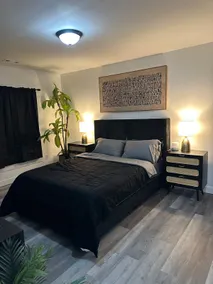 Downtown Pet Friendly Modern Home - Image 5