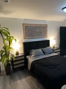Downtown Pet Friendly Modern Home - Image 2