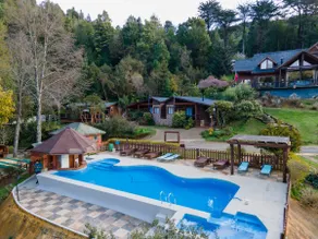 House for 8, with a river view and private pool - Image 5