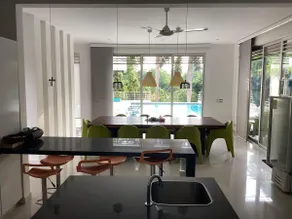 Luxury Private House with a Pool - Image 4