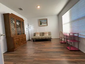 A Comforting Home In Katy - Image 5