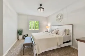 Mins to Texas A&M | Lux King Beds | Large Backyard - Image 3