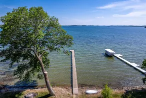 North Lida Lodge | Private Waterfront Getaway - Image 5