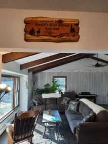 Mora River Retreat! Short walk to downtown! - Image 4