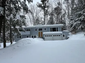 Home away! - Image 2