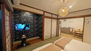 Garden Suite, 6min Drive to KIX, 2 Double Beds - Image 3