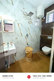 T Stays - Premium 3bhk - 10 beds - Image 5