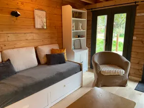 Quiet cottage in the countryside - Image 2