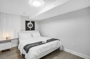 Cozy 2 Bedroom+50” TV+Sleeps 6+Lower Unit - Image 2