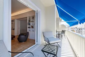 LadyF@Kanari. Luxurious Retreat. Heart of Kolonaki - Image 3