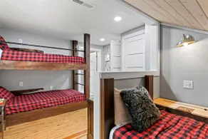 Secluded Sanctuary: Serene 3BRs to Unwind - Image 5