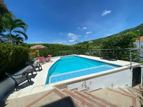 House 41 Rest with wifi and pool in Ricaurte - Image 2